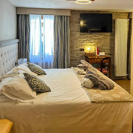Otel Edelweiss 3 Stelle Superior 3*